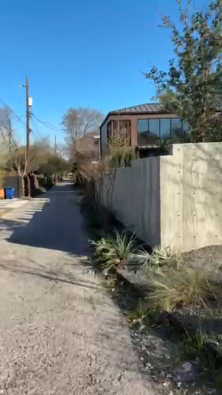 South Congress Snapshot