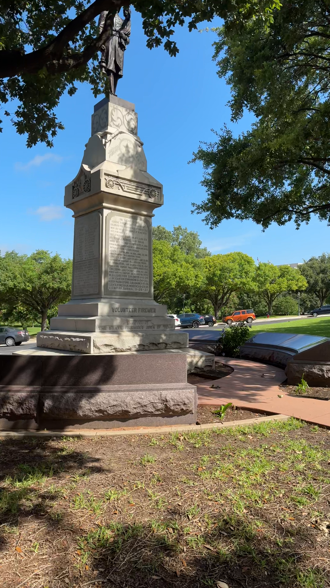 Quiet Capitol Grounds