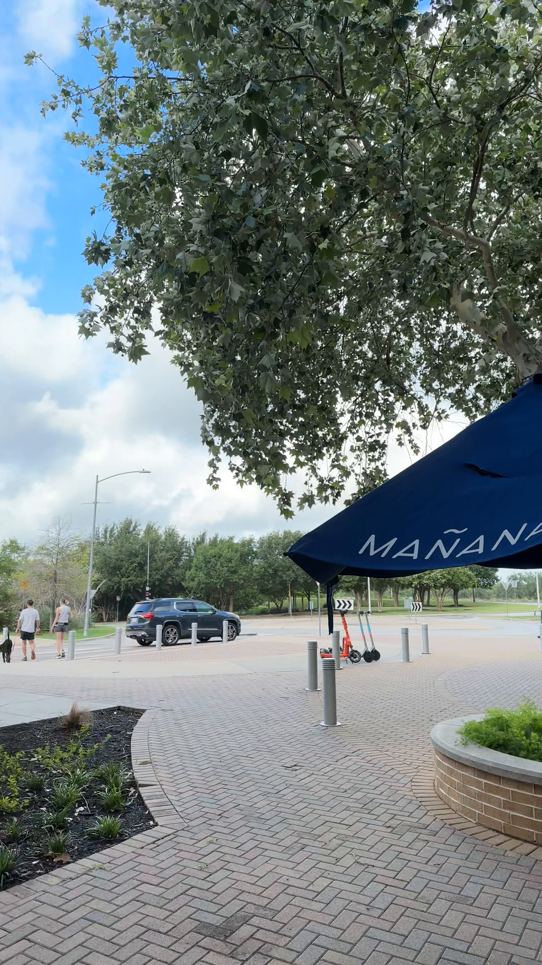 Manana — Community video by a Cityvibe spotter