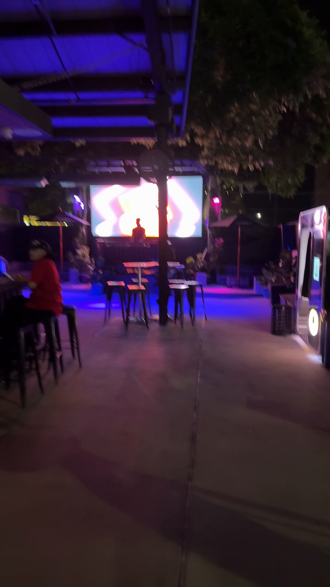 Vibes at WTF Icehouse